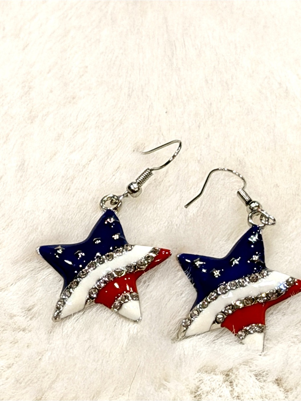 Patriotic American Flag Star Dangle Earrings - Red White Blue